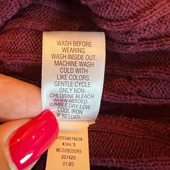 Croft & Barrow Cable Knit Wine V-neck Pullover Sweater Long Sleeve, Size Large - Picture 11 of 12